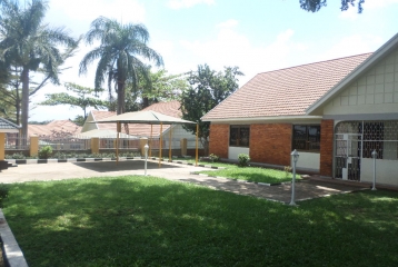 4 bedroom bungalow 