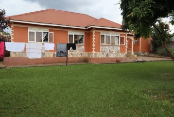 3 Bedroom Bungalow