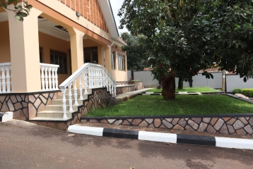 4 Bedroom Bungalow